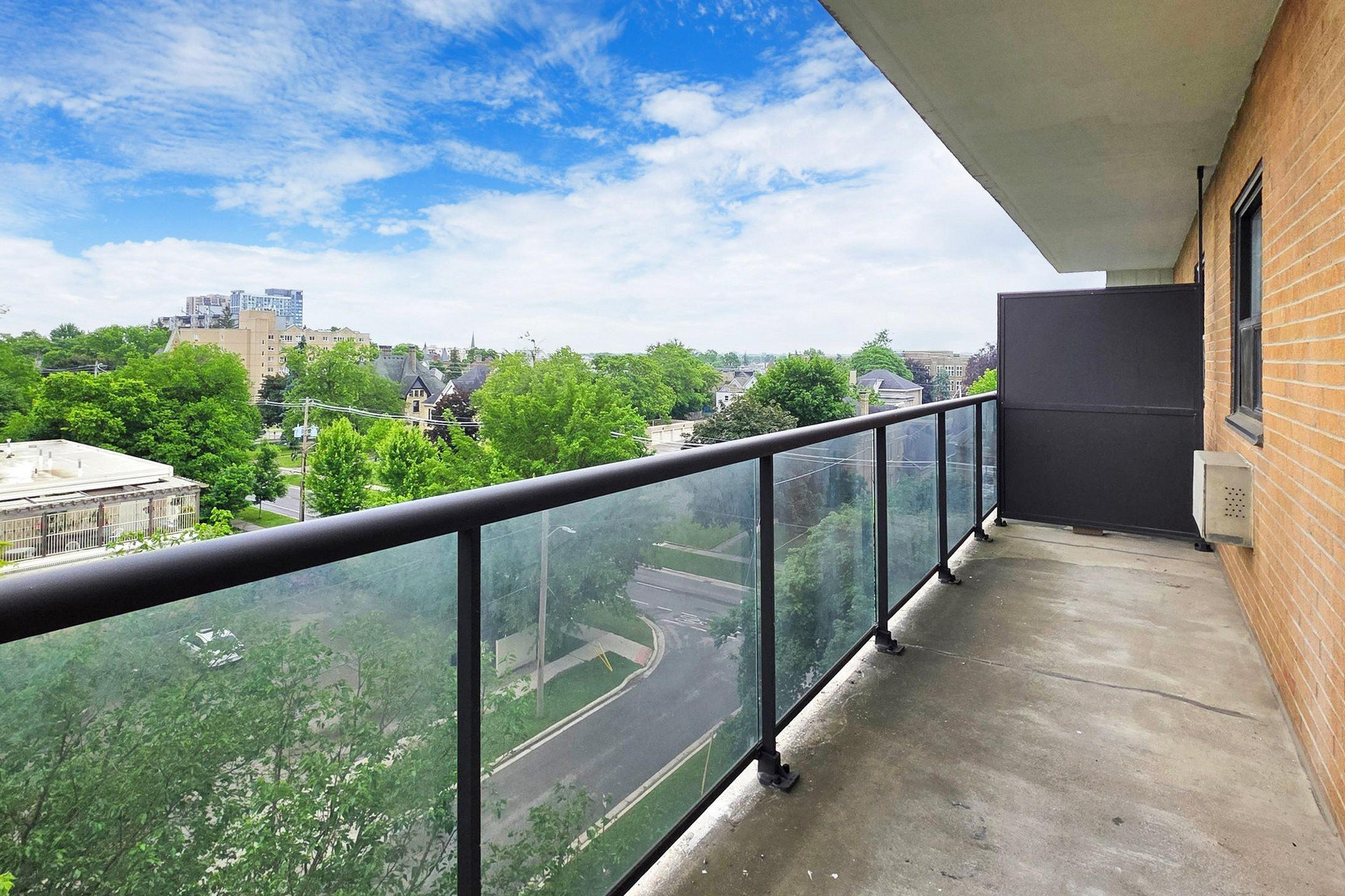 498 Queens Avenue - Photo 7