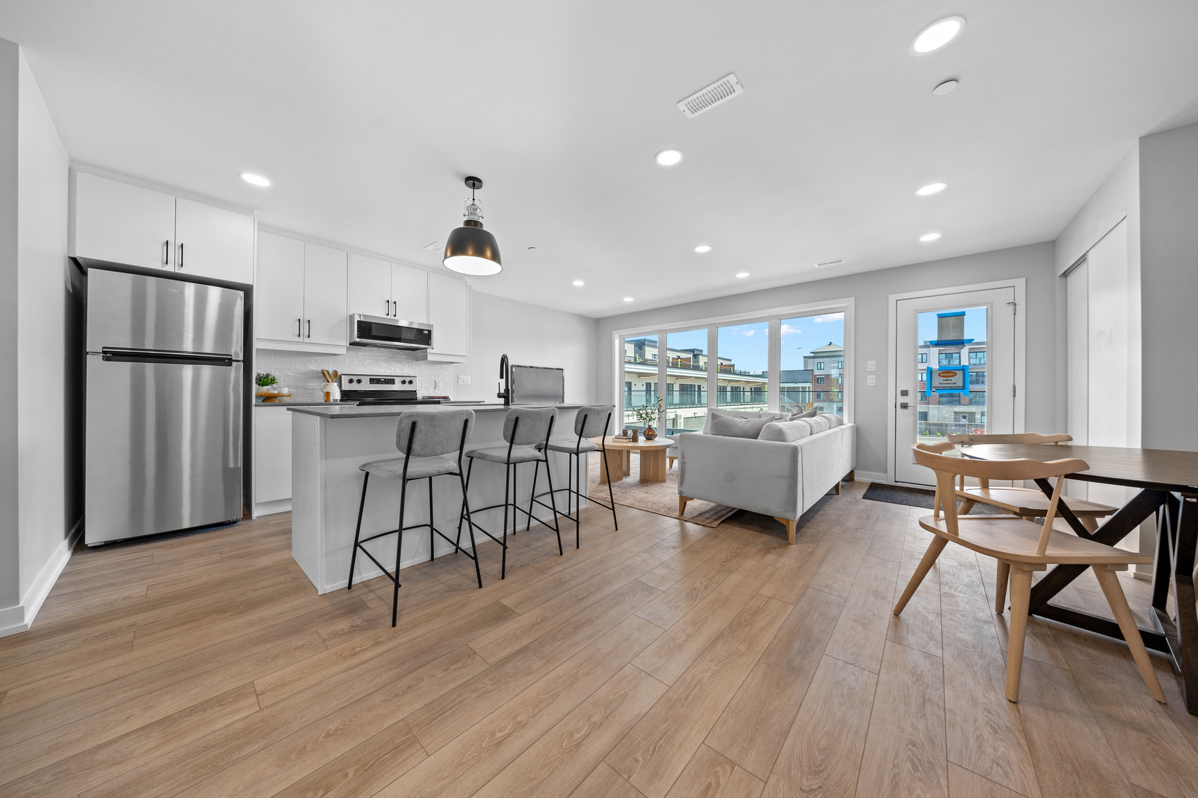 Dreamers Loft - Photo 4