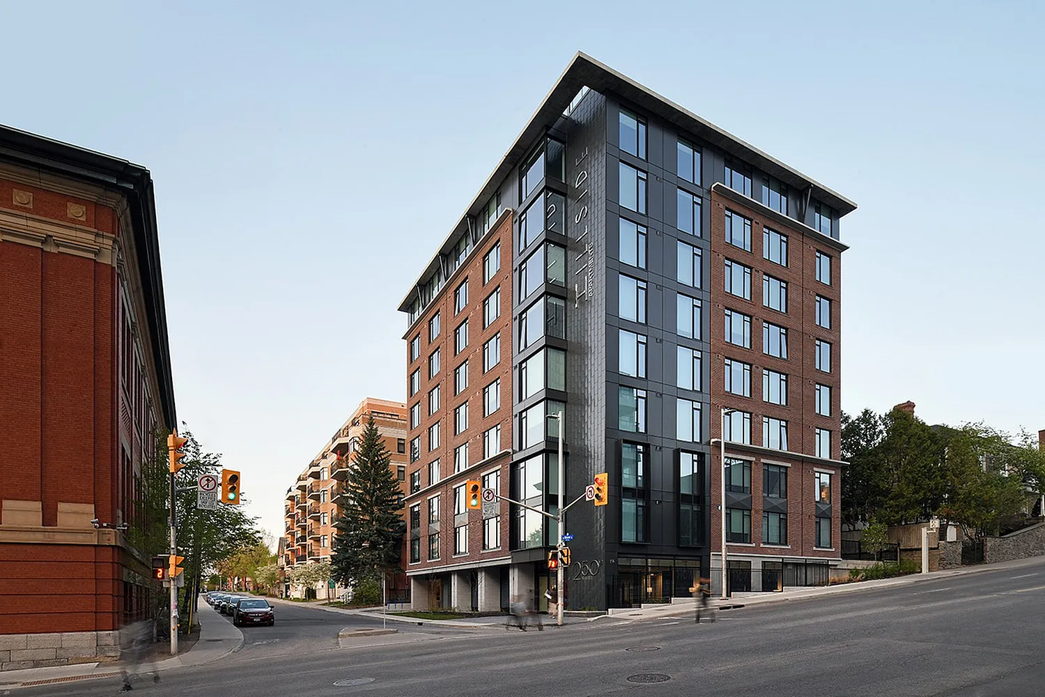 Hillside Apartments - Photo 20