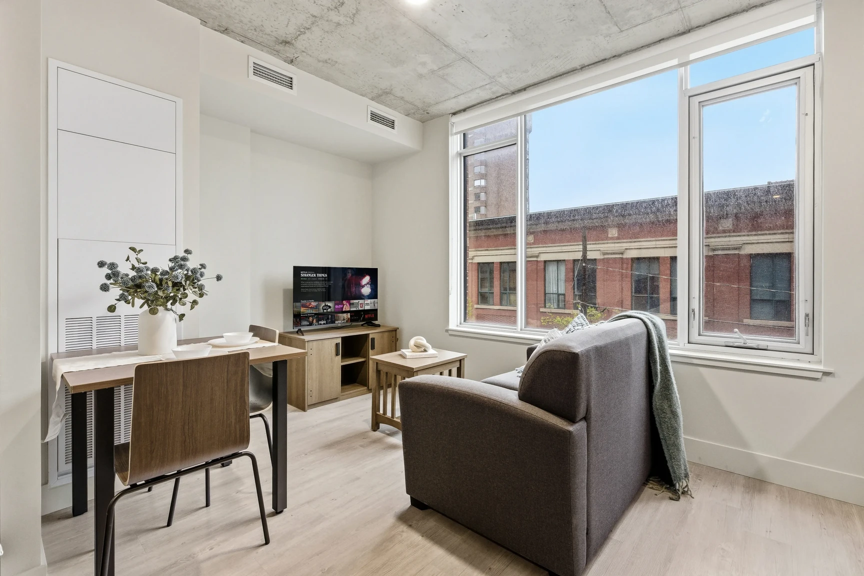 Hillside Apartments - Photo 5