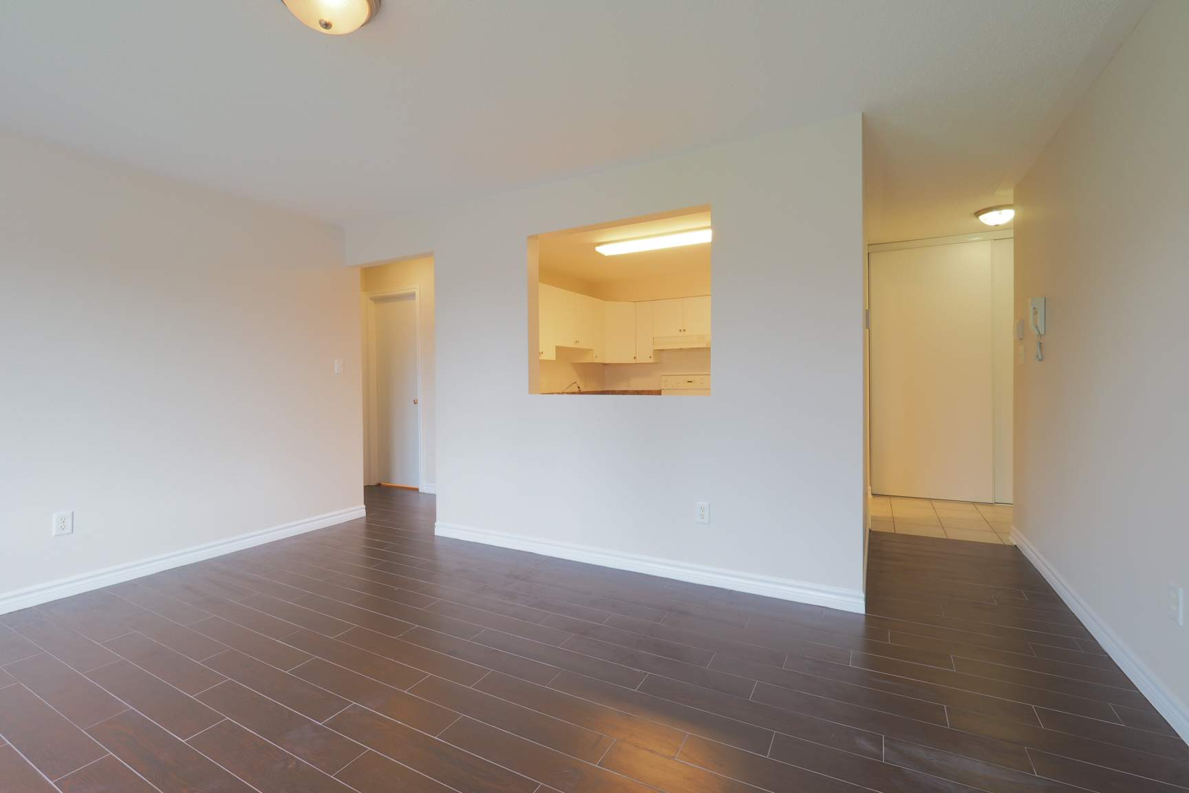 1678 Russell Rd - Photo 8