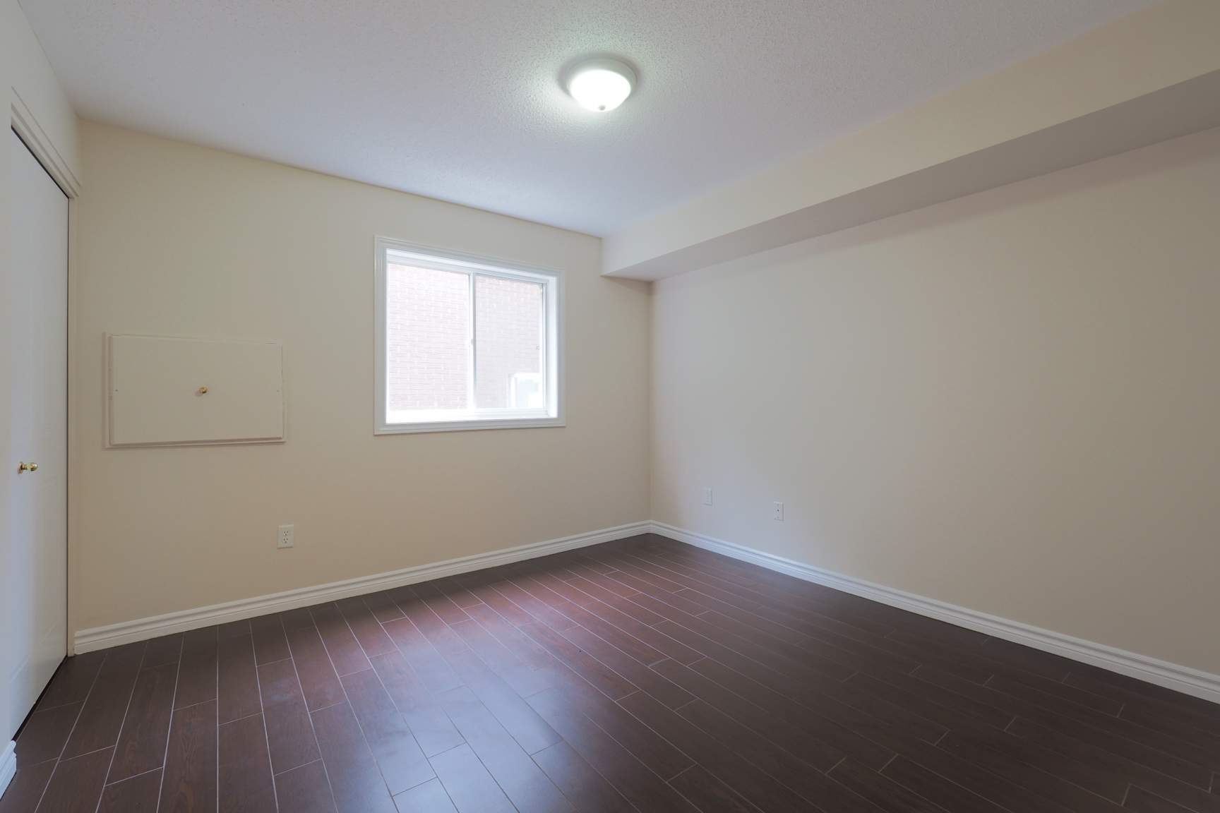 1678 Russell Rd - Photo 10