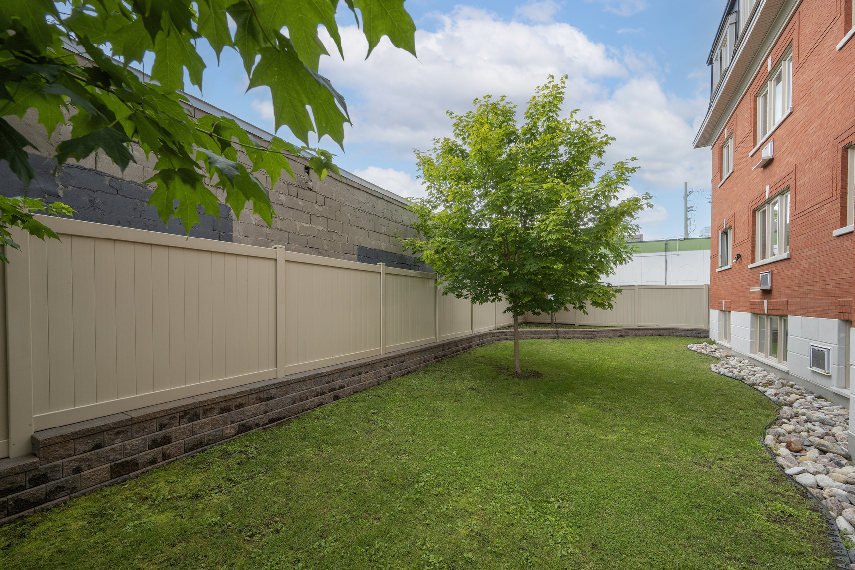 162 Cambridge St North - Photo 7