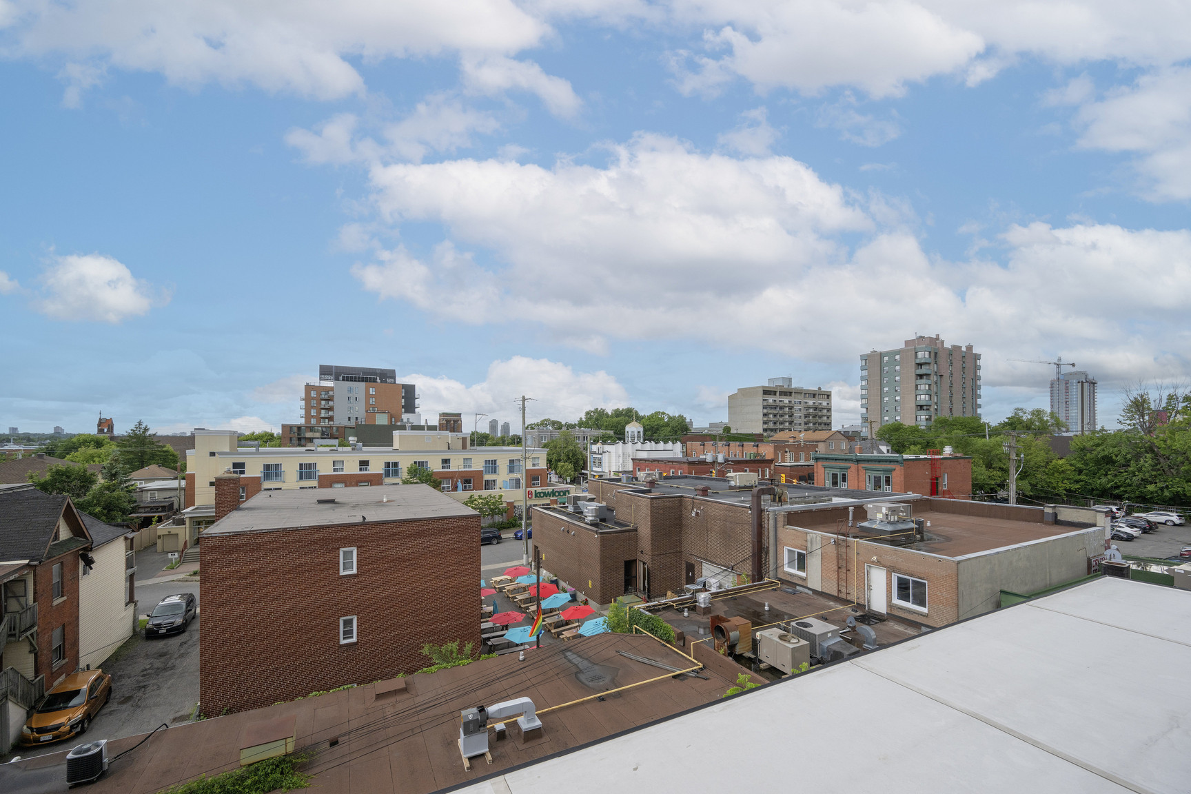 162 Cambridge St North - Photo 33