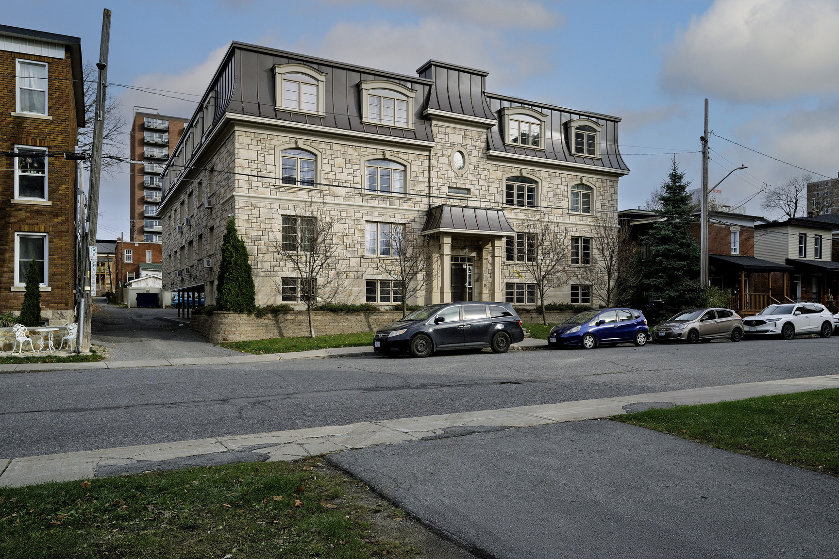 307 Lebreton St South - Photo 12