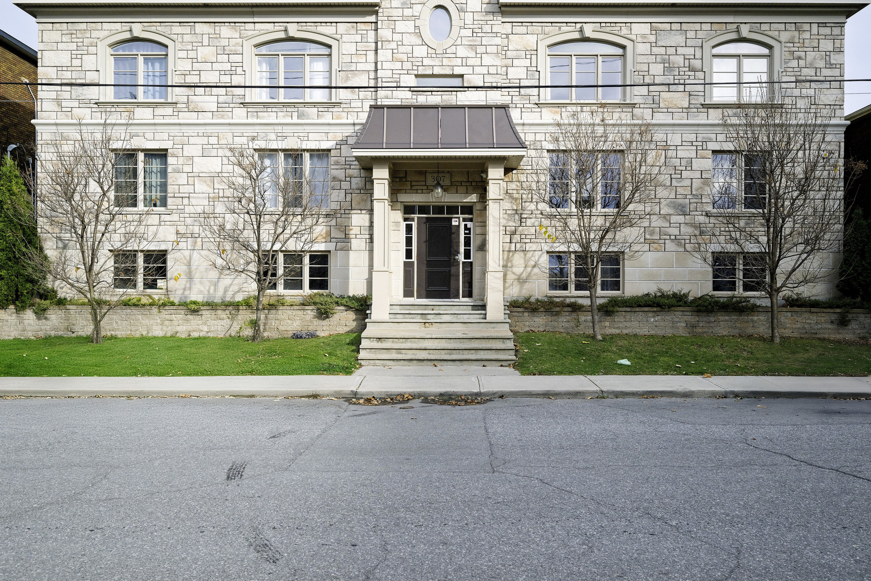 307 Lebreton St South - Photo 17