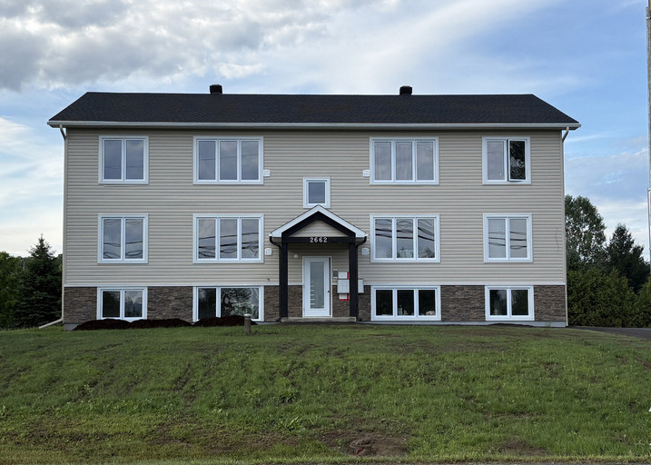 2662 Old Montreal Rd