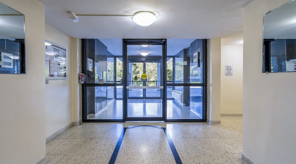 1 Canyon Avenue - Photo 3