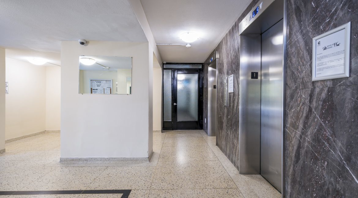 1 Canyon Avenue - Photo 4