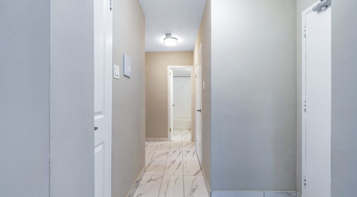 2250 Kennedy Road - Photo 19