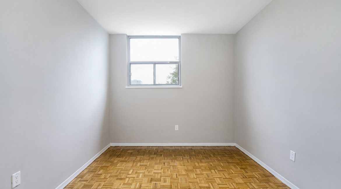 2250 Kennedy Road - Photo 34