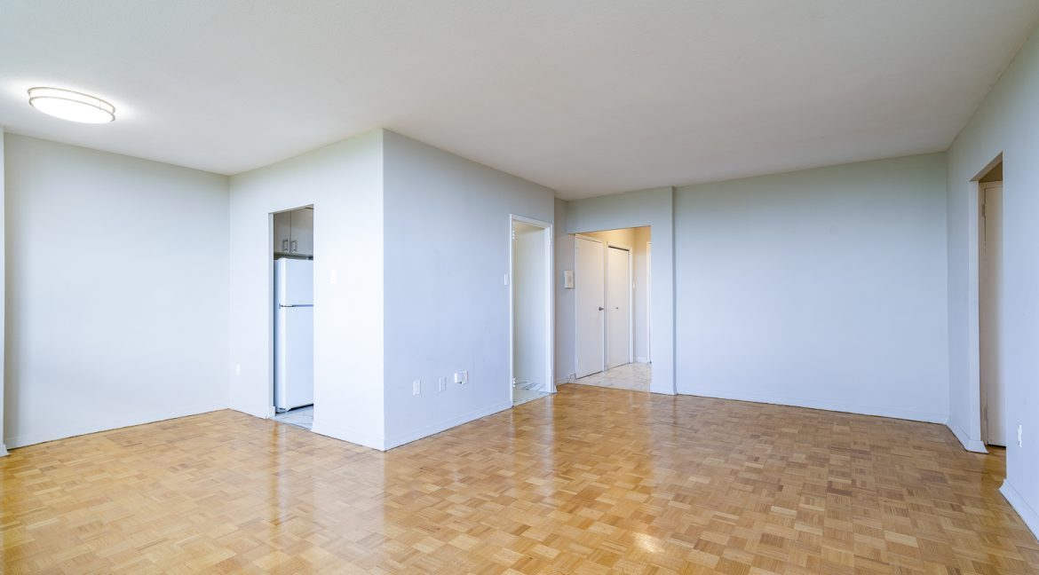 2960 Don Mills Road - Photo 11
