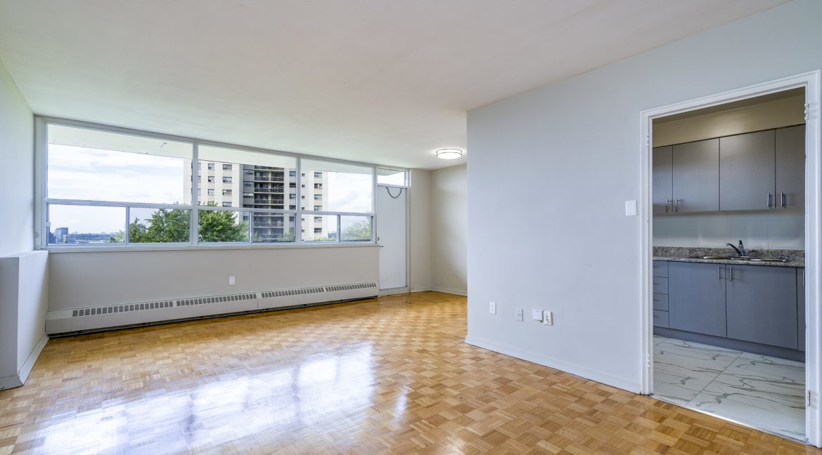 2960 Don Mills Road - Photo 9