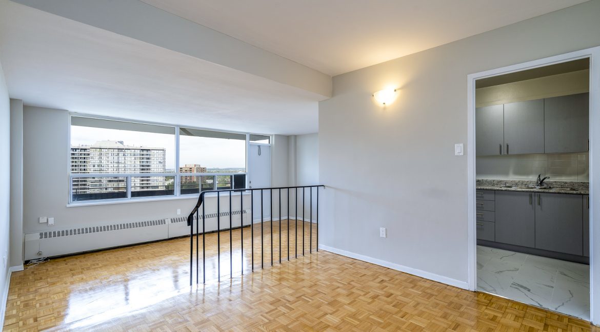 6161 Bathurst Street - Photo 8