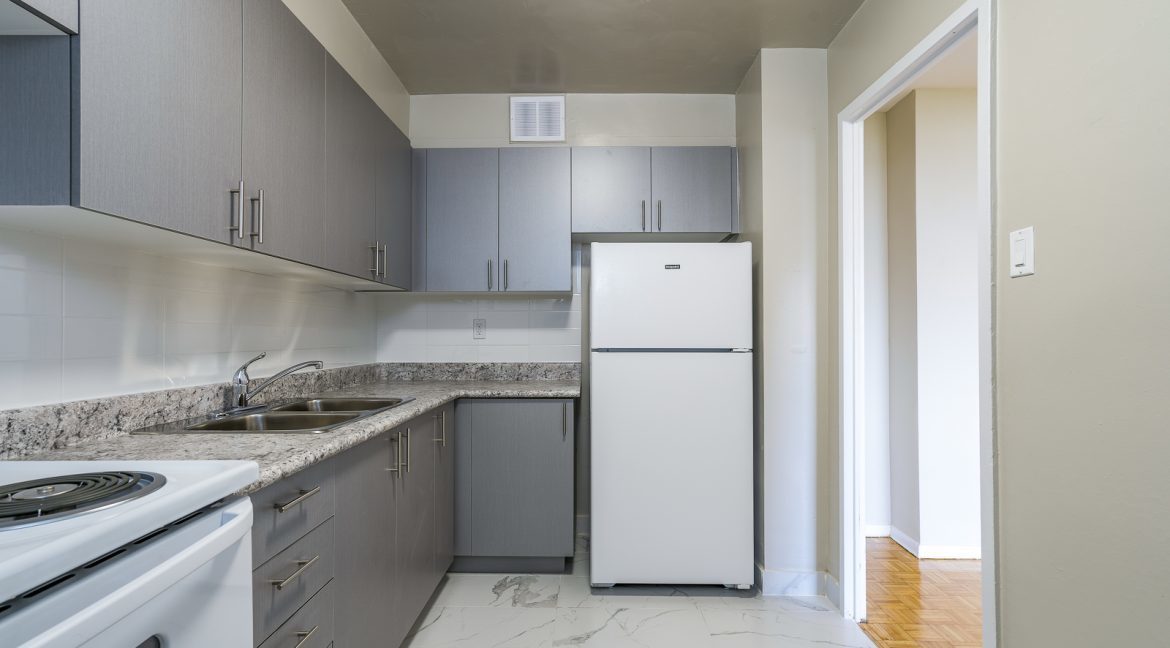 6161 Bathurst Street - Photo 10