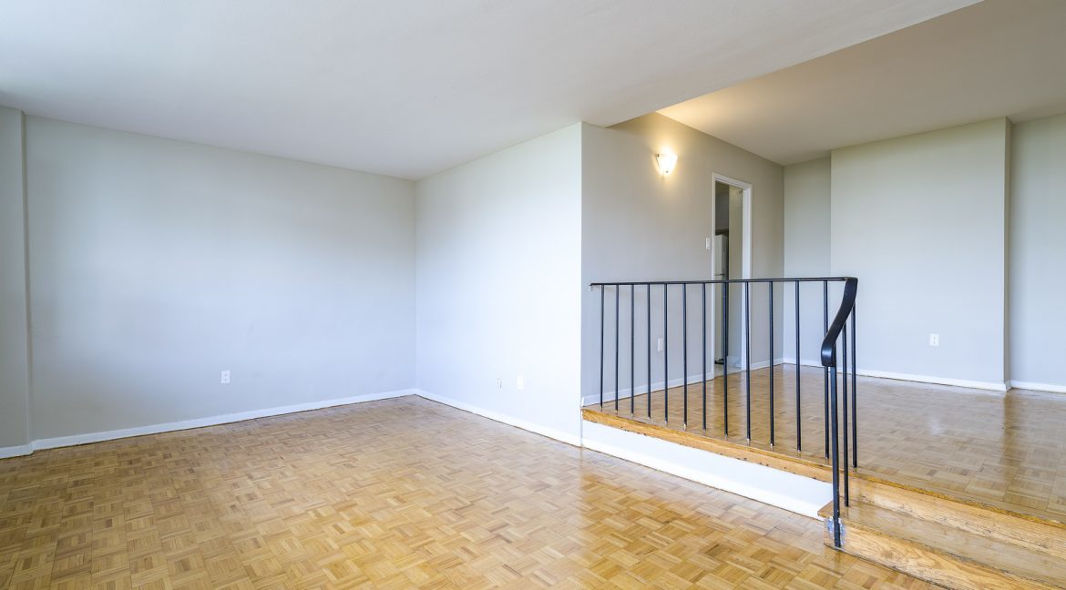 6161 Bathurst Street - Photo 17
