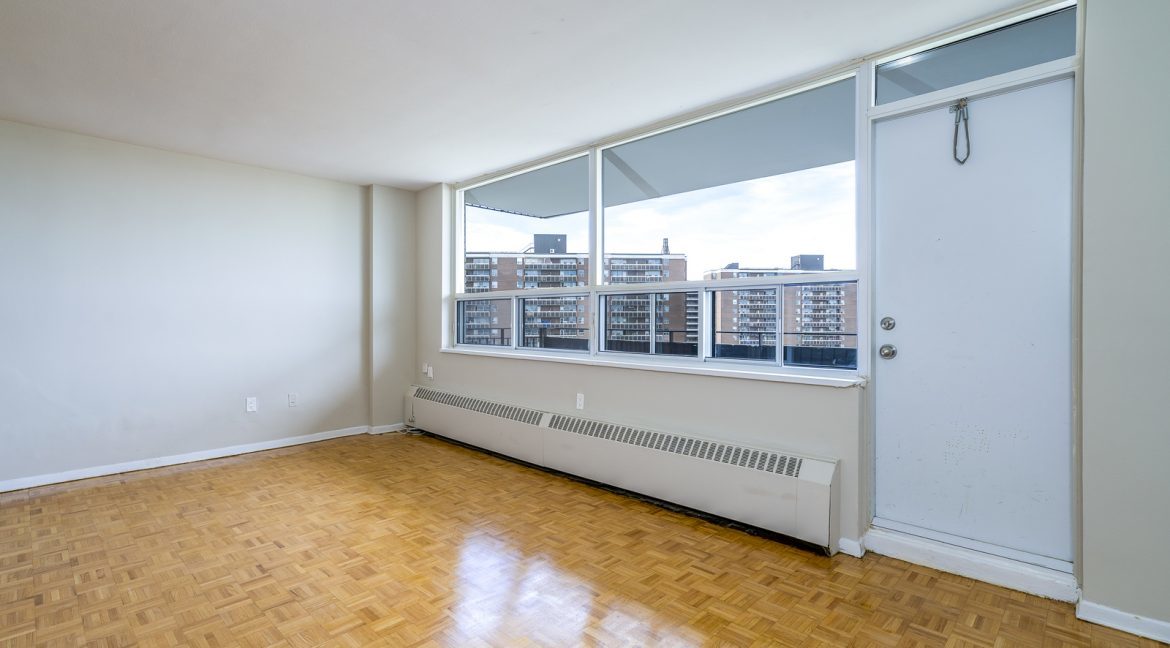 6161 Bathurst Street - Photo 21