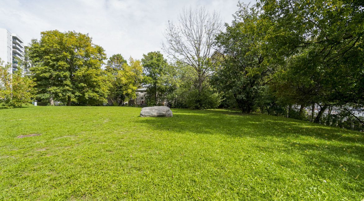 6161 Bathurst Street - Photo 43