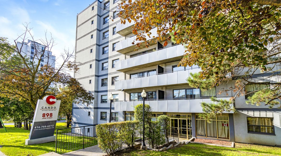 898 Jane Street - Photo 18
