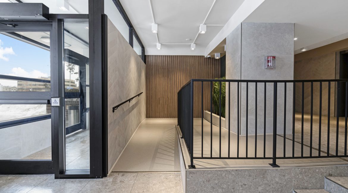 3875 Sheppard Avenue East - Photo 4