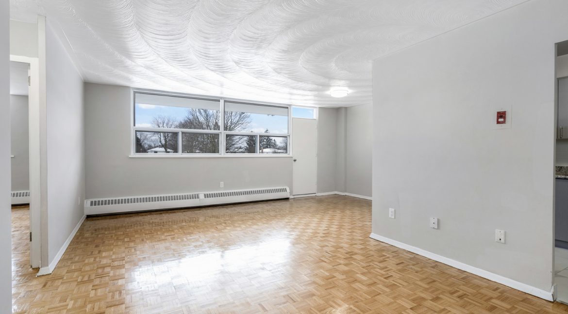 3875 Sheppard Avenue East - Photo 7
