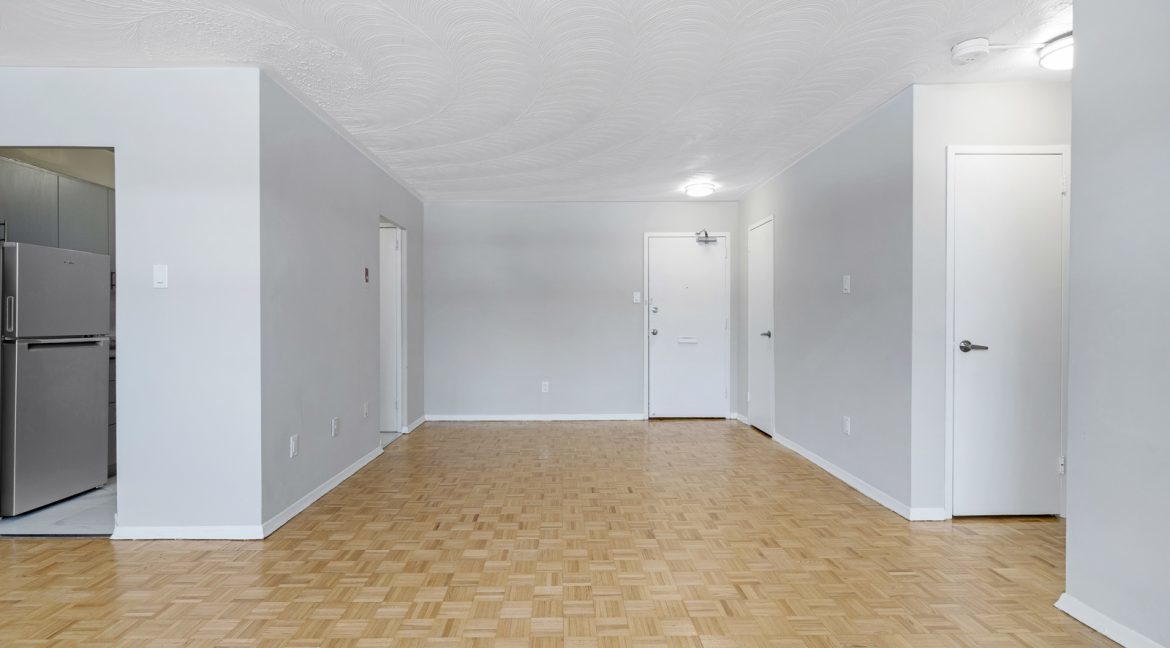 3875 Sheppard Avenue East - Photo 10