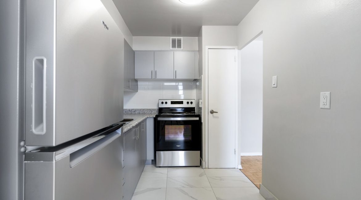 3875 Sheppard Avenue East - Photo 16