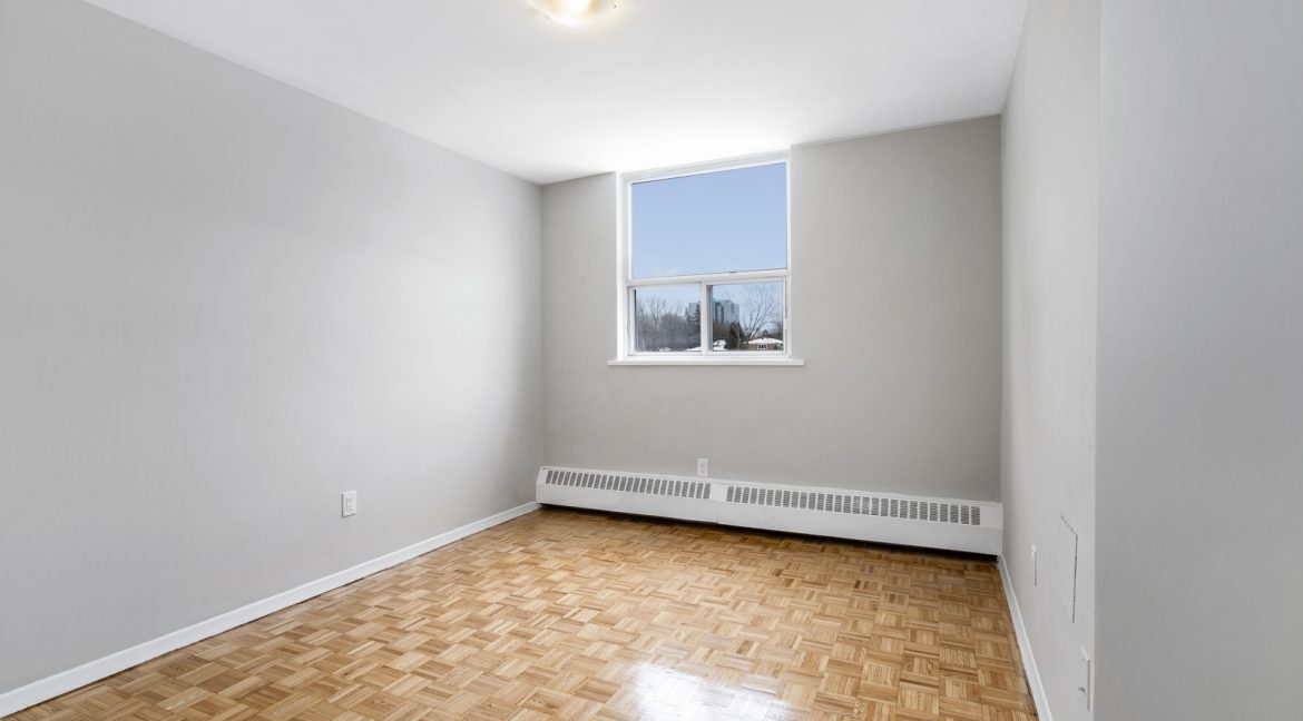 3875 Sheppard Avenue East - Photo 27