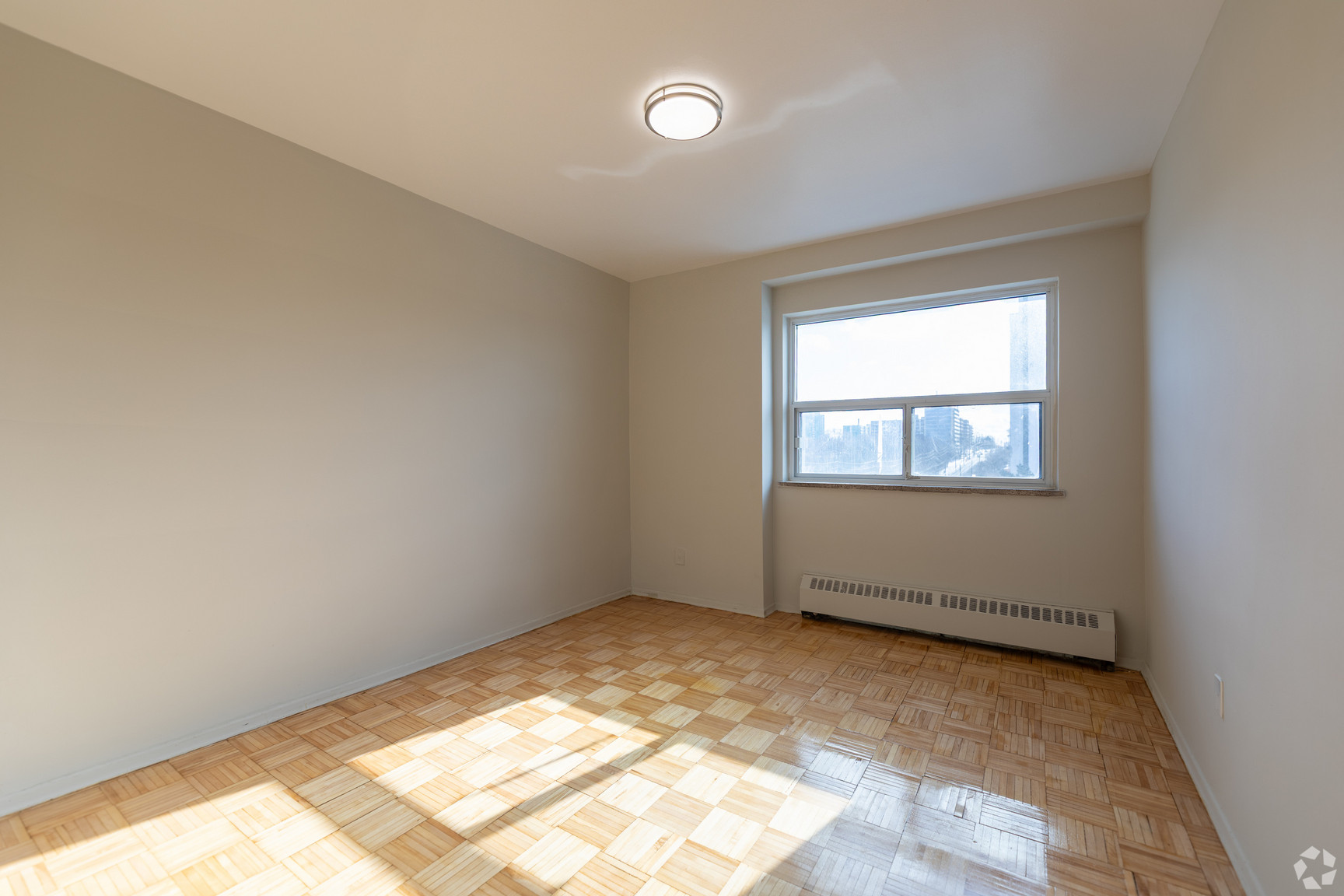 898 Jane Street - Photo 8