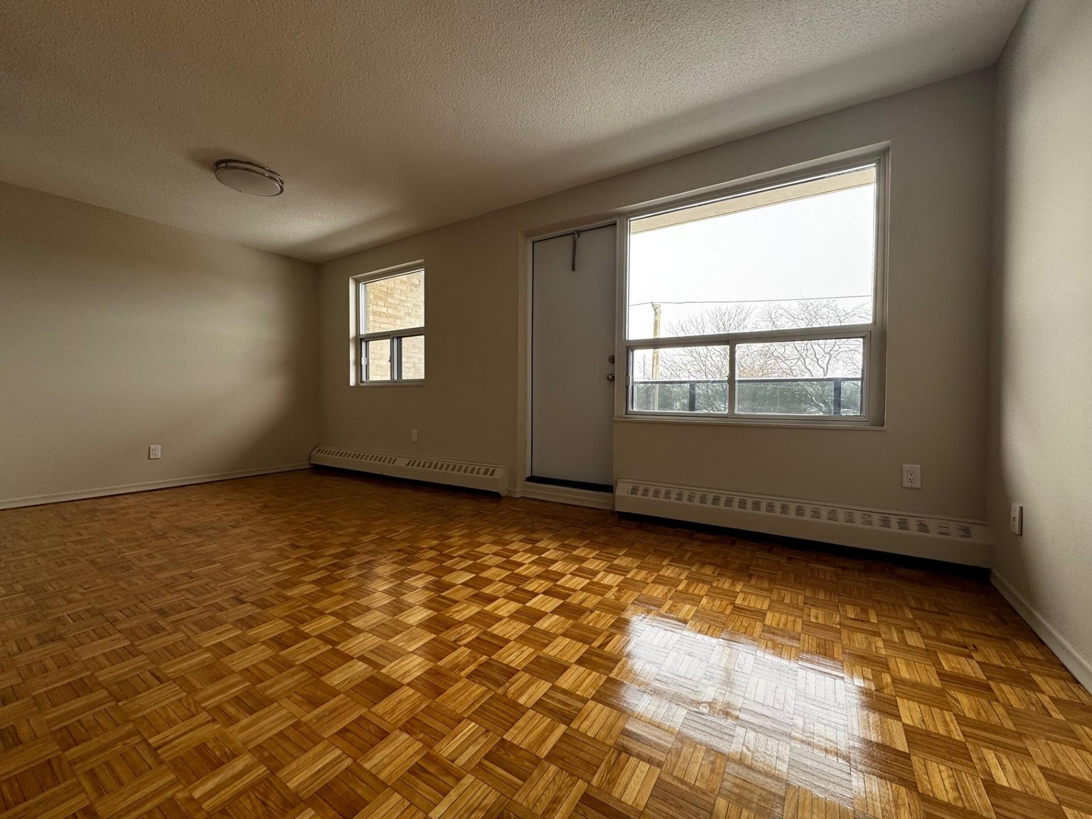 549 - 573 North Service Road - Photo 9