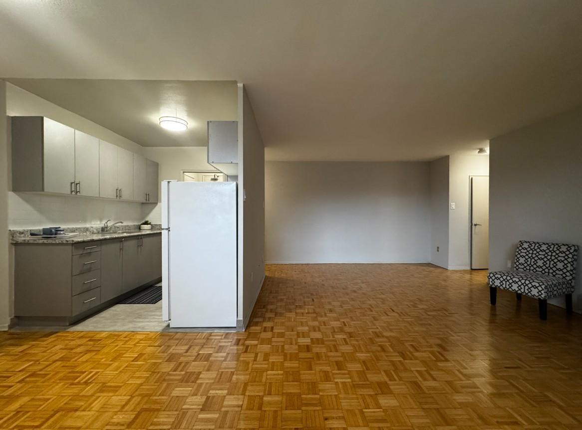 52 Park Street East - Photo 10