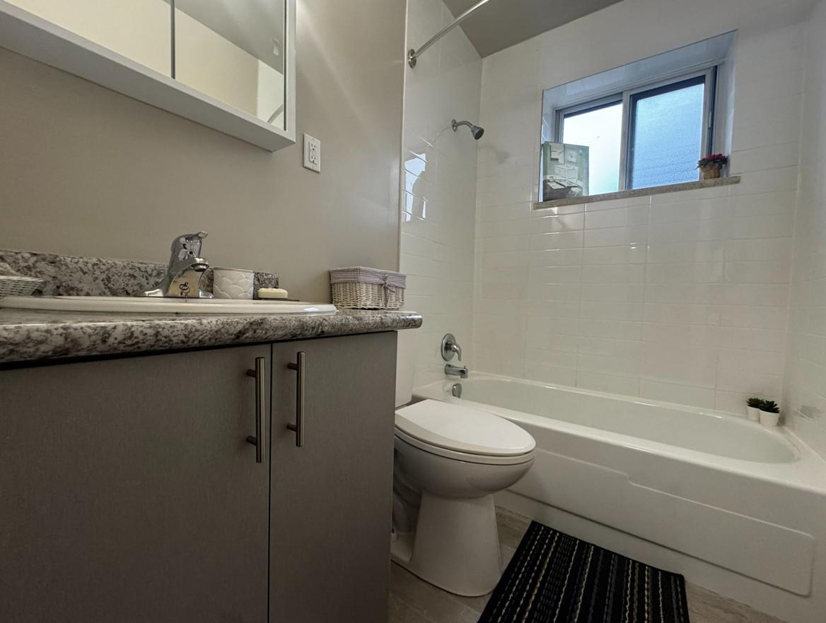52 Park Street East - Photo 22
