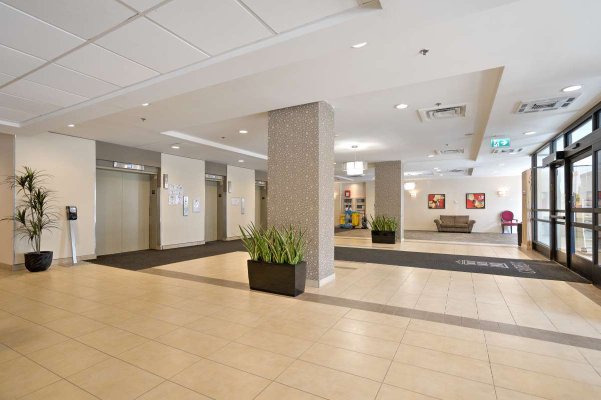 Red Top Tower Apartments - Photo 40