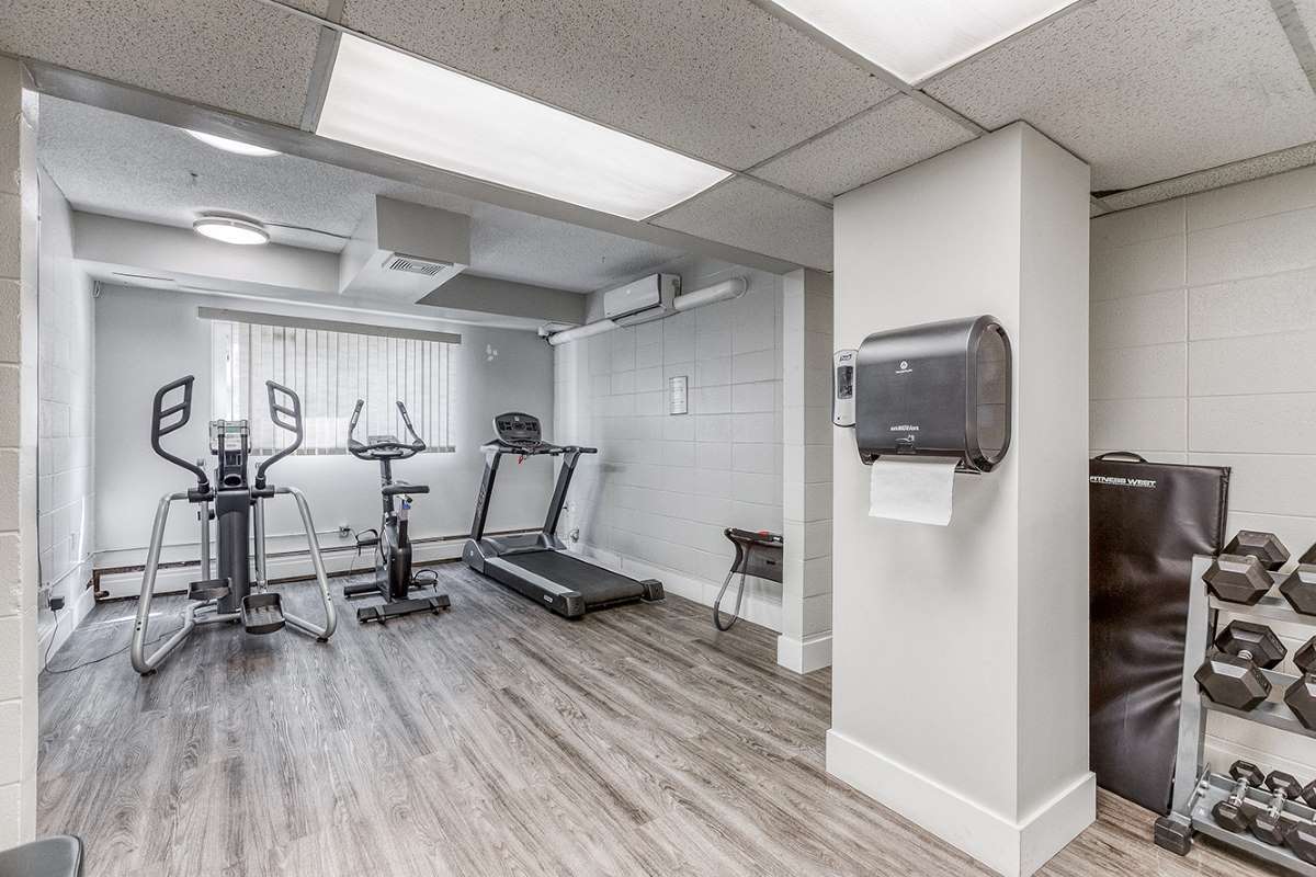 Holly Acres Apartments - Photo 28