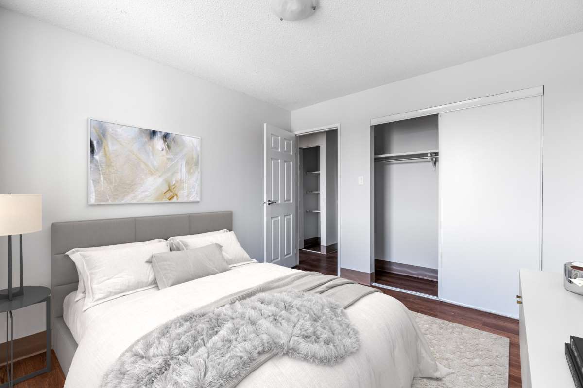 Holly Acres Apartments - Photo 20