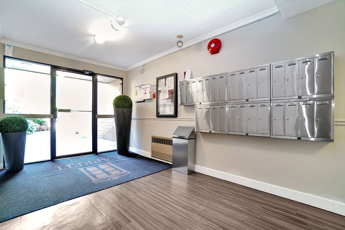 Cypress Gardens Apartments - Photo 24