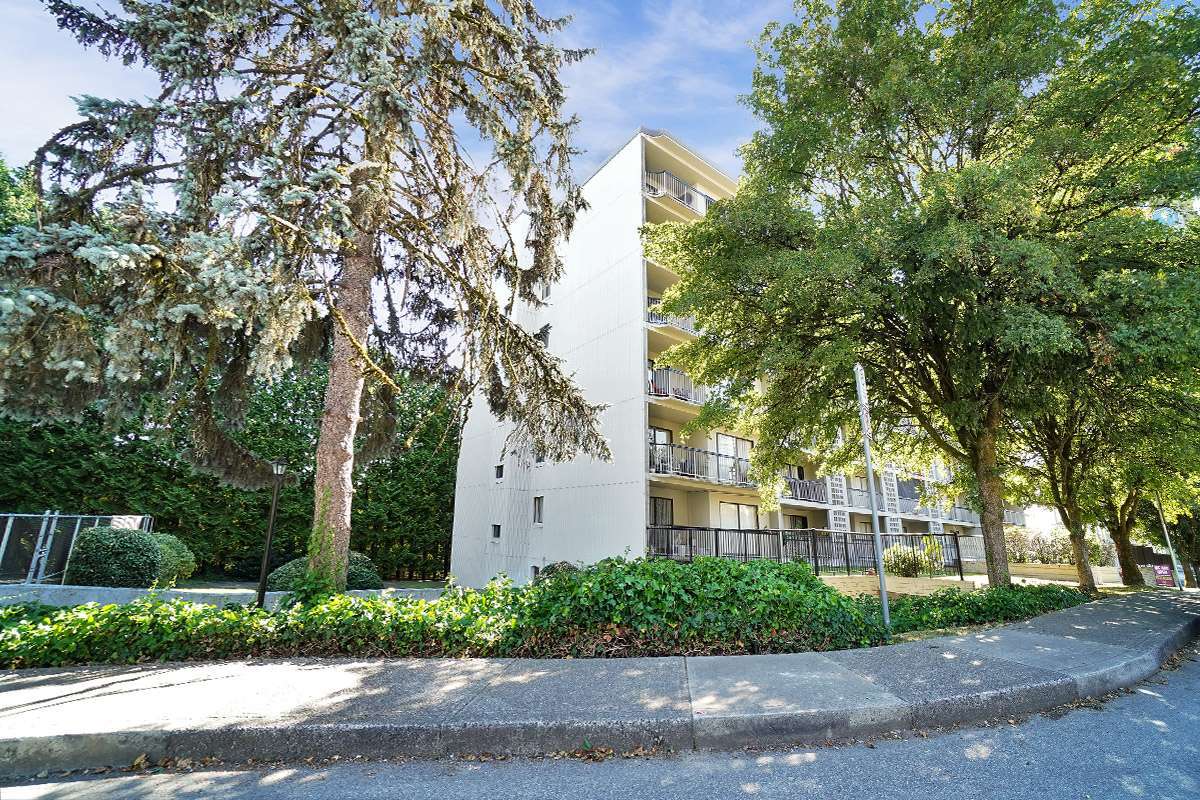 Sydney Place Apartments - Photo 6