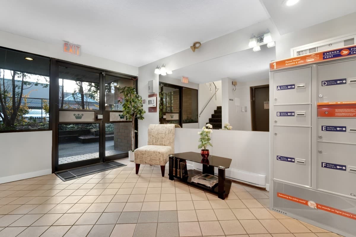 Queen Anne Apartments - Photo 39