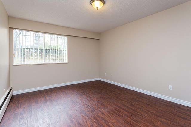 Daylin Manor Apartments - Photo 20