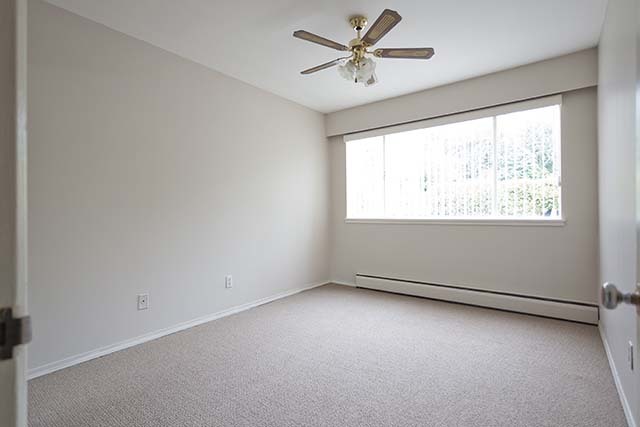 Royal Ridge Apartments - Photo 18