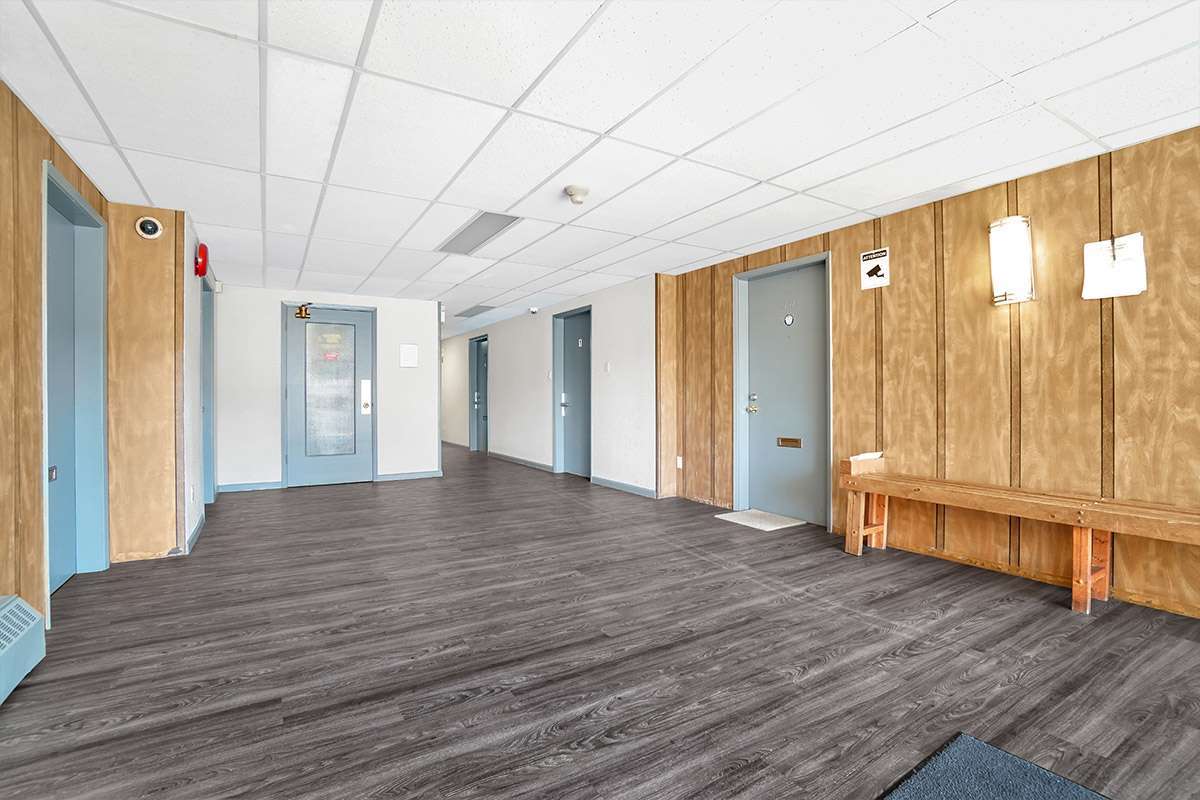 The Somerset Apartments - Photo 8