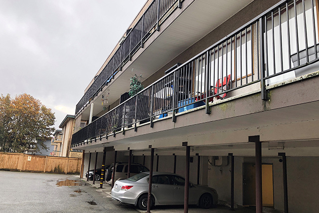 The Somerset Apartments - Photo 16