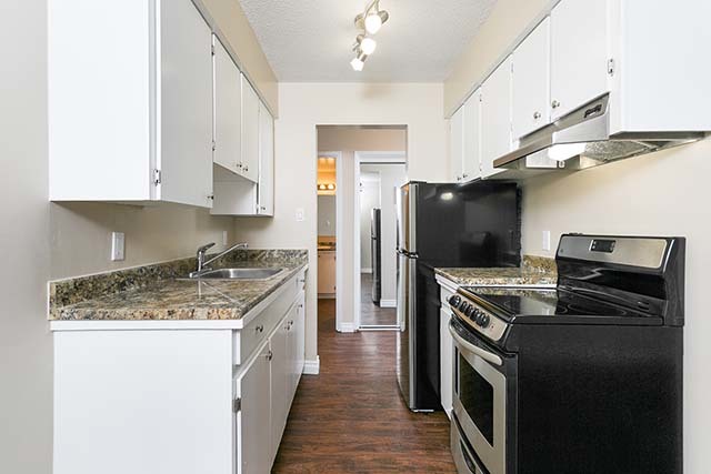 The Westport Apartments - Photo 4