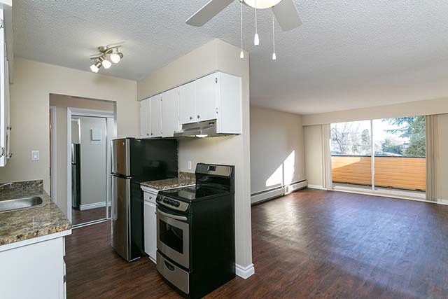 The Westport Apartments - Photo 12