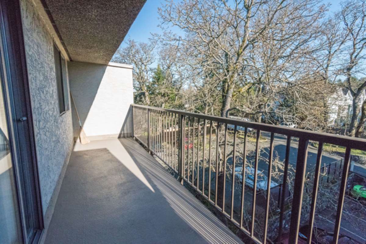 Fair Oaks Apartments - Photo 14