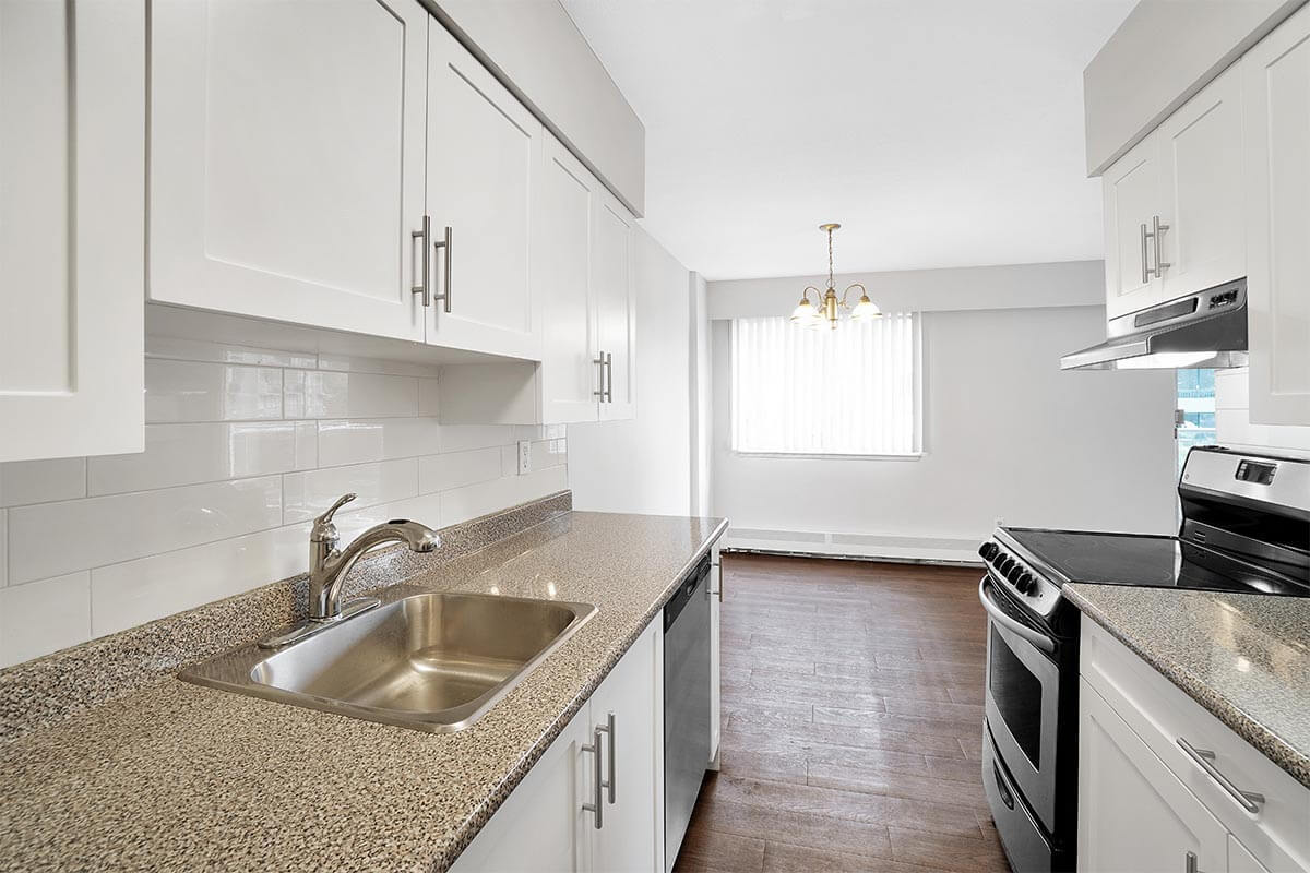 Ocean Park Place Apartments - Photo 12