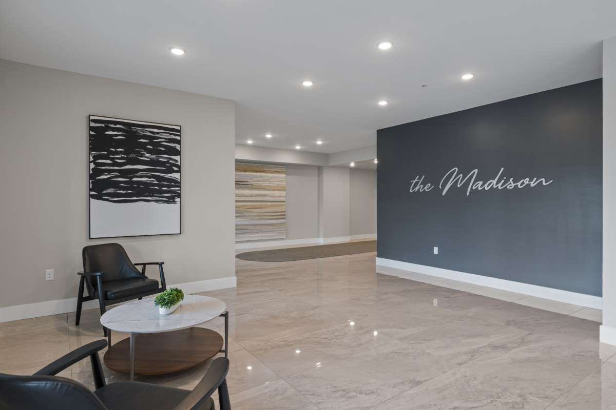 The Madison Bedford Apartments - Photo 8
