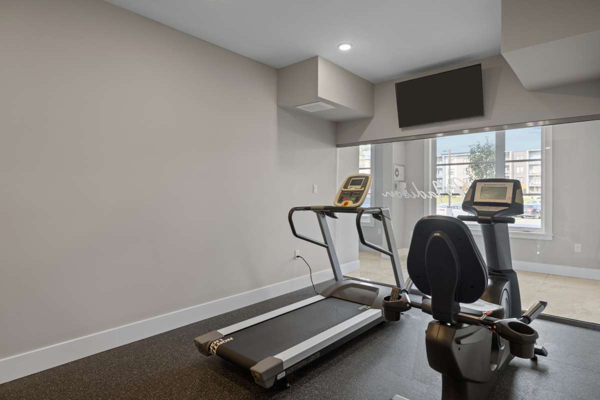 The Madison Bedford Apartments - Photo 28