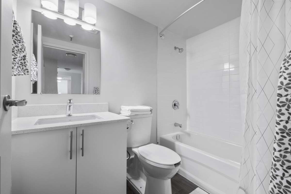 Halifax Apartments – The Plaza - Photo 24