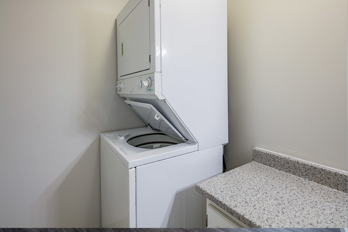 Halifax Apartments – The Plaza - Photo 26
